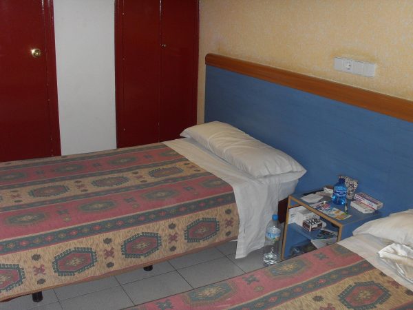 At age 19, for a month I try to abstain from drugs while staying in a motel in Barcelona