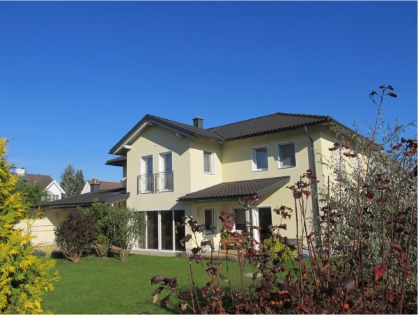 At age 21, I check into Oikos, an addiction treatment centre, for therapy and medication, and relapse a month later