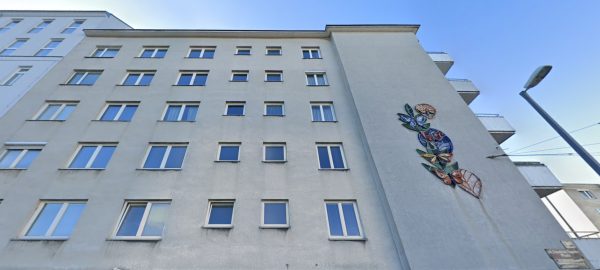 At age 17, I am sentenced to fifteen months in prison for violation of the Narcotic Substances Act , my application for treatment instead of prison is granted, and I stop therapy after three months.