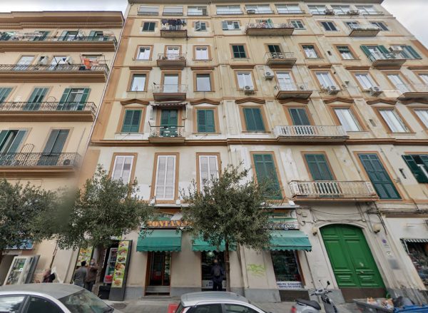 At age 19, my boyfriend and I move to Italy, I have to change my drug substitute medication to Subutex and at the same time I am using cocaine and heroin