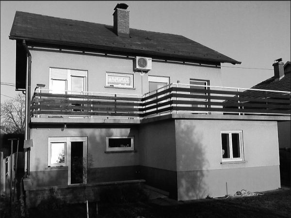 Als ich 2 Jahre bin, schlägt mein alkoholkranker Vater regelmäßig meine tadelsüchtige Mutter