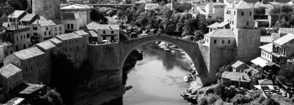 Als ich 21 Jahre alt bin, folge ich dem Wunsch meines Mannes, in seine Heimat Jugoslawien zu ziehen