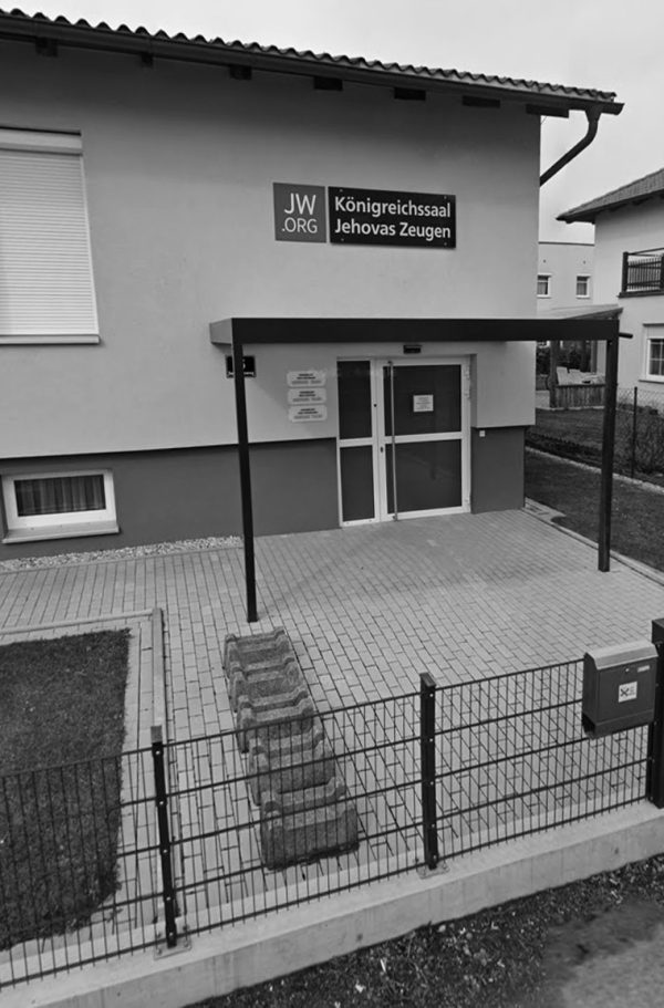 Mit 19 Jahren ist mein Vater Zeuge Jehovas, ich lüge ihn über meinen Drogenkonsum an und erwarte, dass er mich versteht